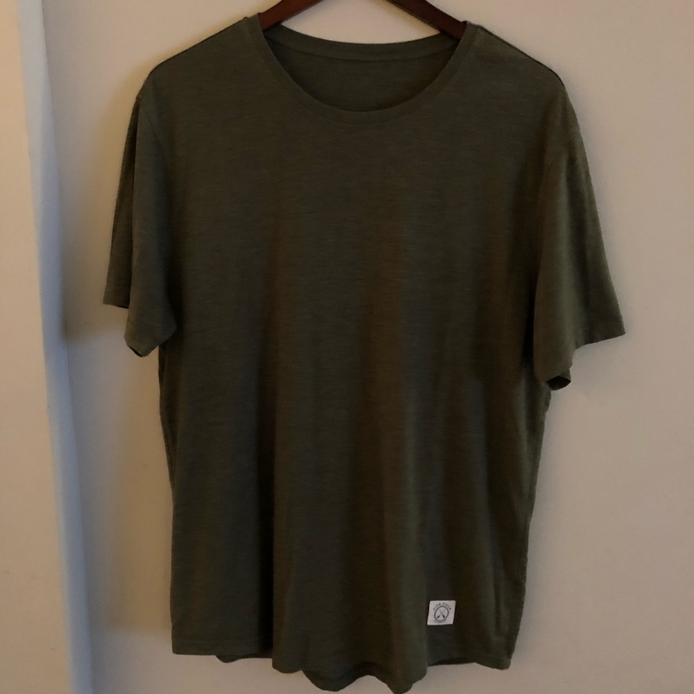 Five Four basic olive green tee L